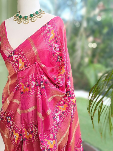 Kalyani Plum Magenta Patola Saree With With Running Blouse Piece