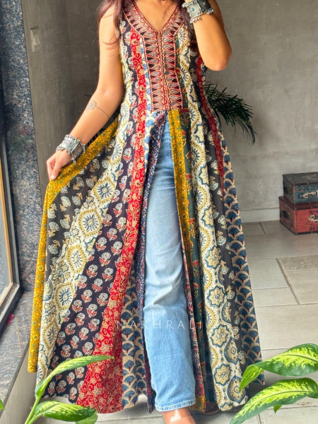 Alizeh Multicolor Cotton Shrug