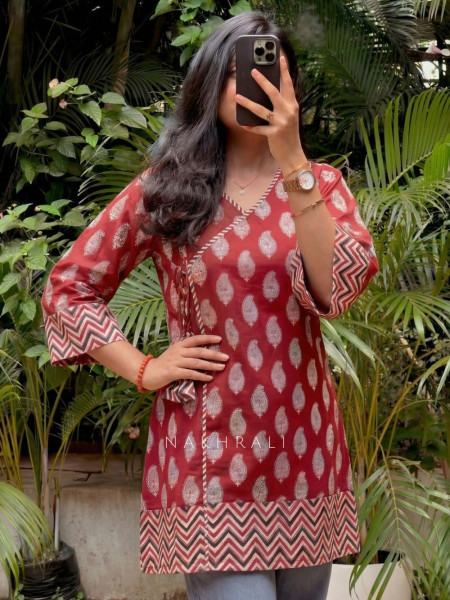 Daftar Days Red Cotton Block Printed Kurta