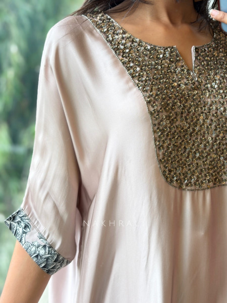 Gul-Noor Light Purple Satin Silk Kurta Pant Set
