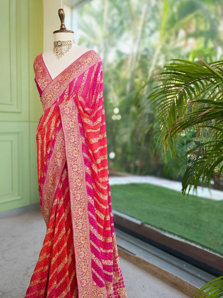 Sarika Magenta Bandhani Saree With Running Blouse Piece