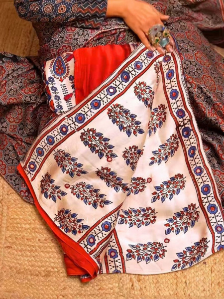 Neerja White Modal Silk Printed Saree