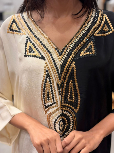 Noirea Dual Tone Kaftan Set with Sequin Embellished Neck