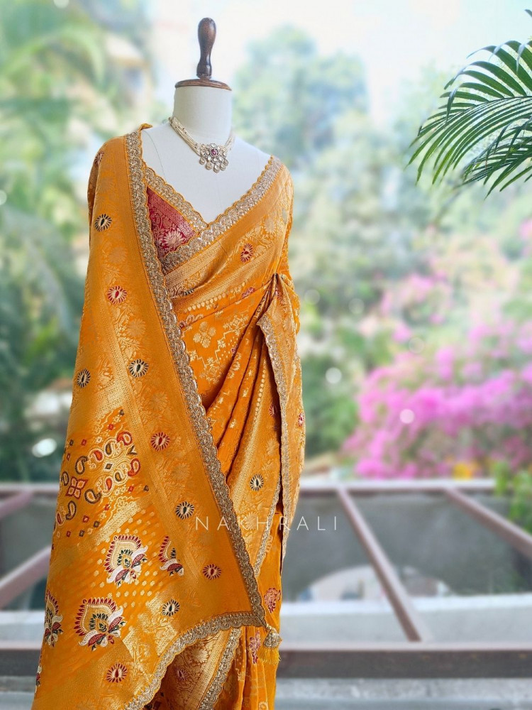 Image of Anant Bindu Yellow Bandhani Print Saree with Sequin Border