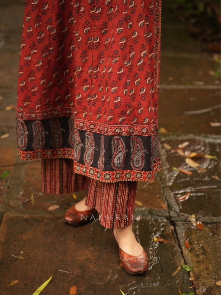 Imroz Maroon Cotton Flared Kurta