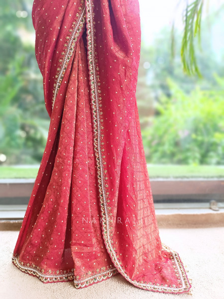Kundankaari Maroon Crushed Chinon Saree