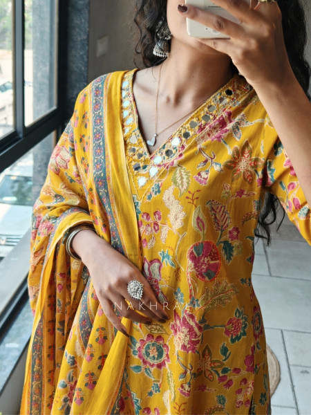 Kivora Mustard Floral Printed Kurta Pant Set with Mirror Neck