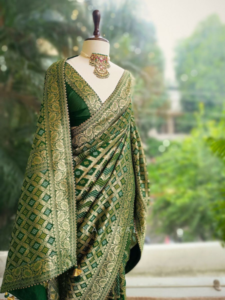 Riva Green Georgette Bandhani Saree with Gota Lace