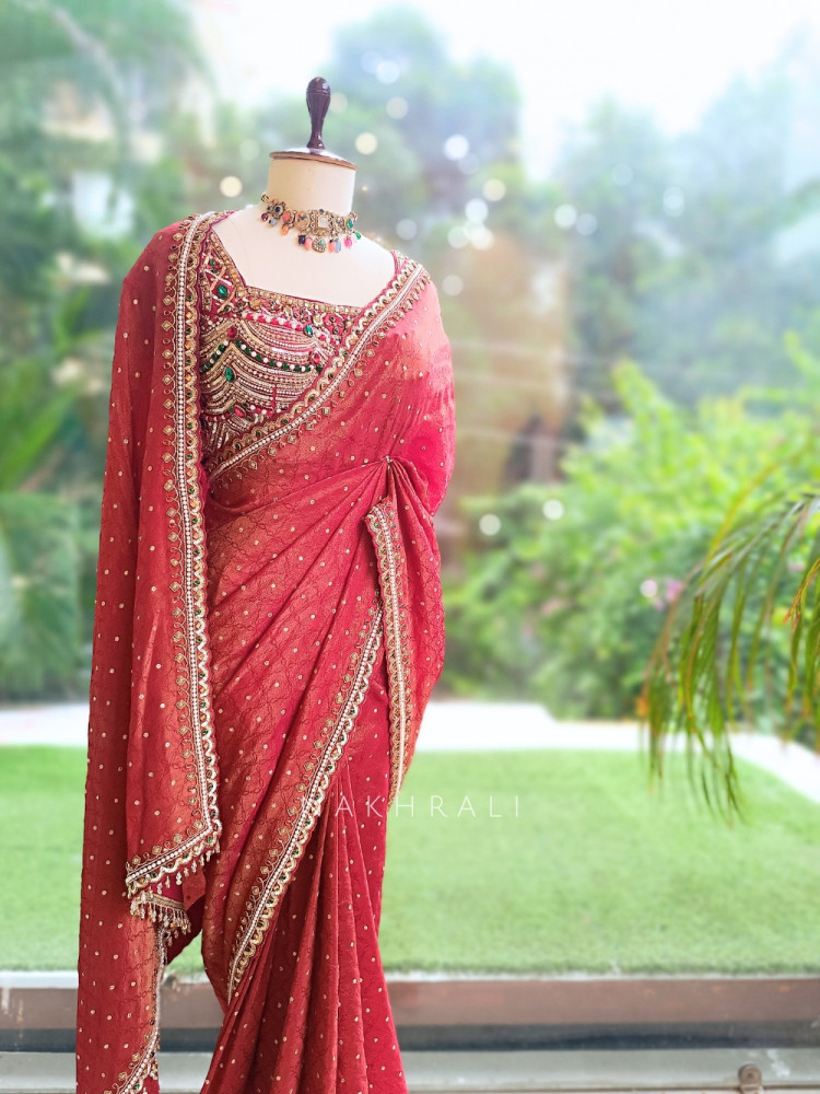 Image of Kundankaari Maroon Crushed Chinon Saree