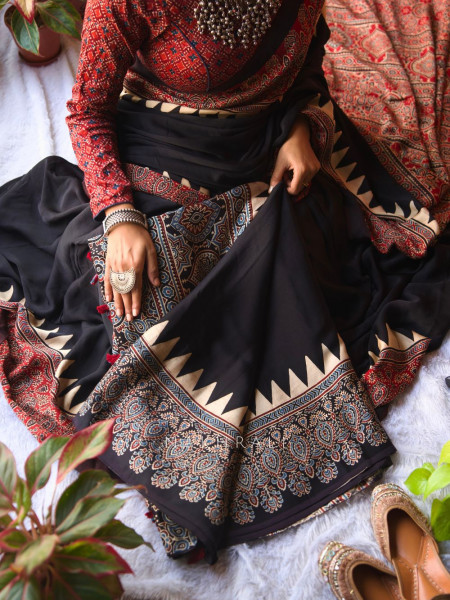 Mohini Black Modal Printed Saree Collection
