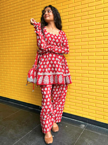 Priyasi Red Printed Farshi Set