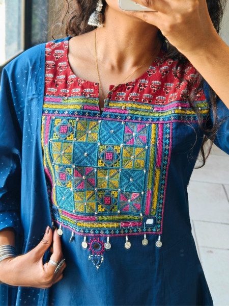 Zerith Solid Navy Blue Kurta Pant Set with Phulkari Embroidered Yoke
