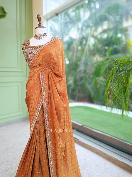 Kundankaari Brown Crushed Chinon Saree