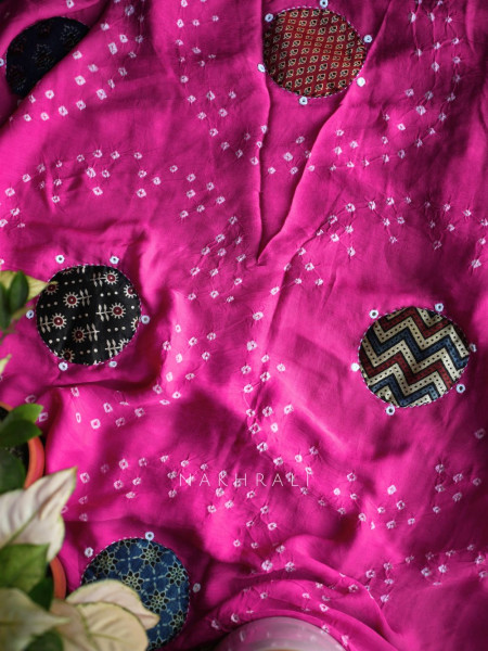 Manjari Magenta Bandhej Saree with Running Blouse Piece