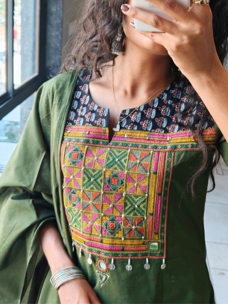 Zerith Solid Mehendi green Kurta Pant Set with Phulkari Embroidered Yoke