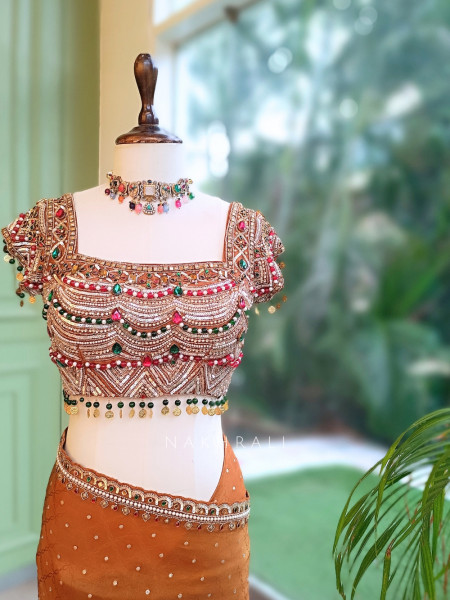 Kundankaari Brown Crushed Chinon Saree
