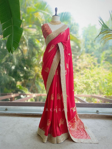 Tavira Maroon Saree with Broad Border and Unstitched Blouse Piece