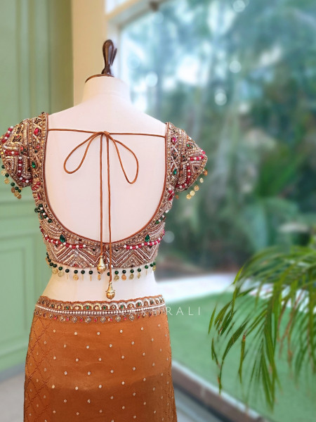 Kundankaari Brown Crushed Chinon Saree