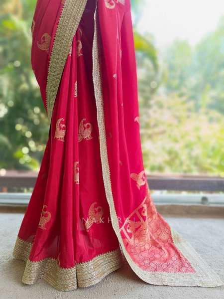 Tavira Maroon Saree with Broad Border and Unstitched Blouse Piece