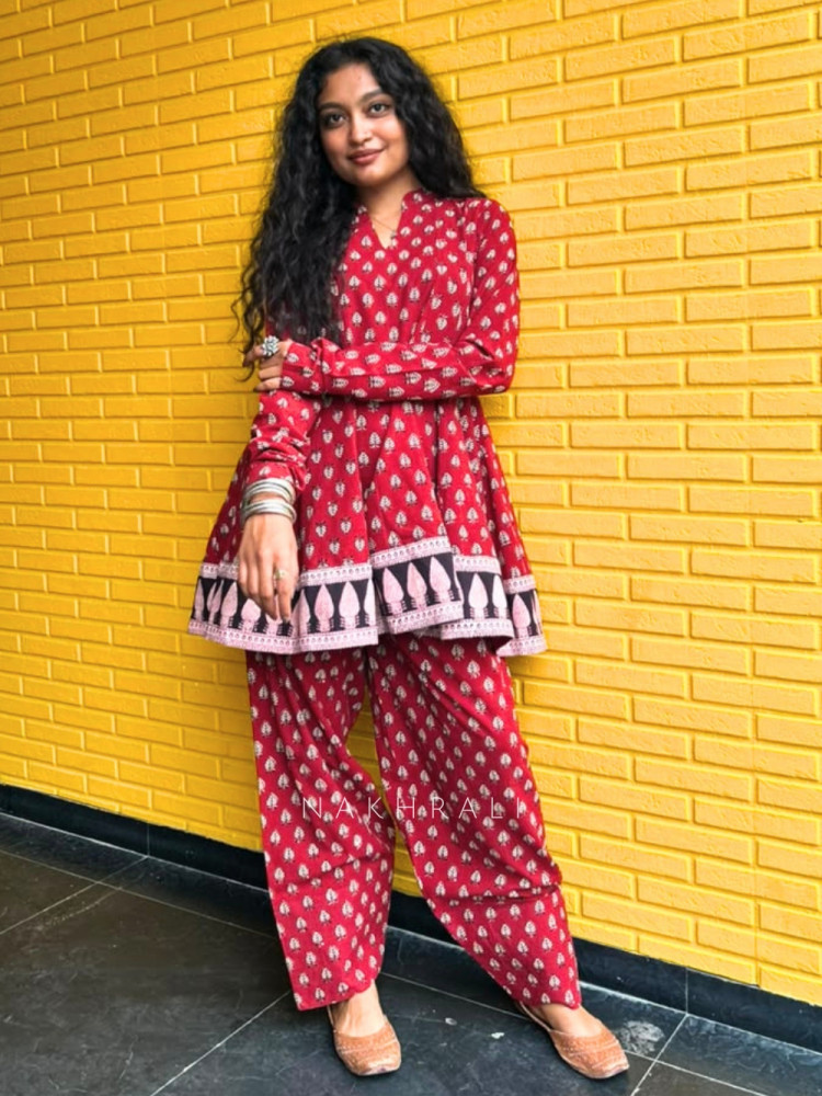 Image of Priyasi Red Printed Farshi Set