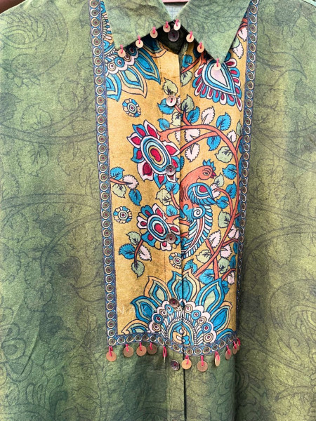 Rangva Green Printed Shirt with Floral Motif