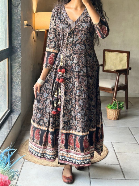 Prakriti Black Printed Cotton Anarkali Kurta