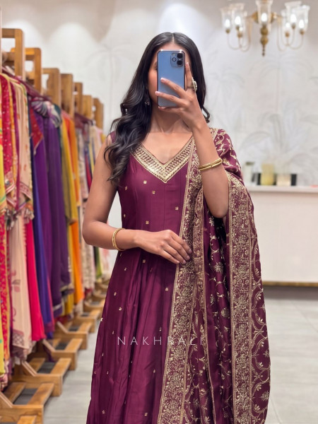 Fiza Wine Butti Anarkali with Heritage Border