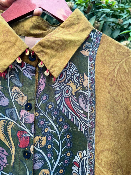 Rangva Mehendi Green Printed Shirt with Floral Motif