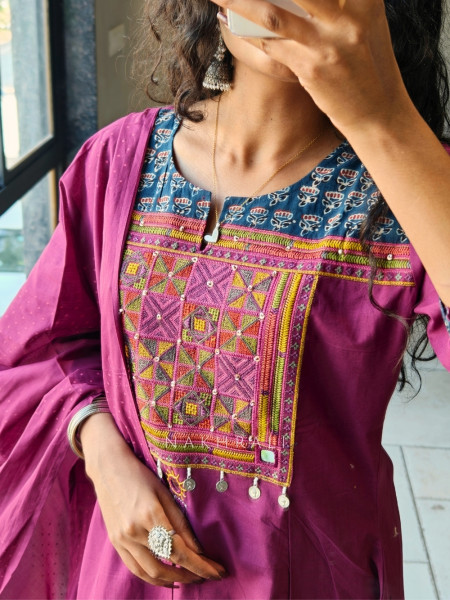 Zerith Solid Wine Kurta Pant Set with Phulkari Embroidered Yoke