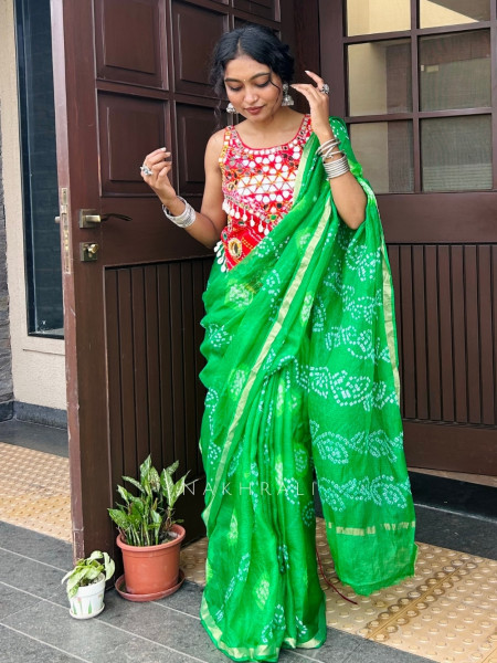 Ritvika Green Bandhani Work & Silver Zari Border Saree