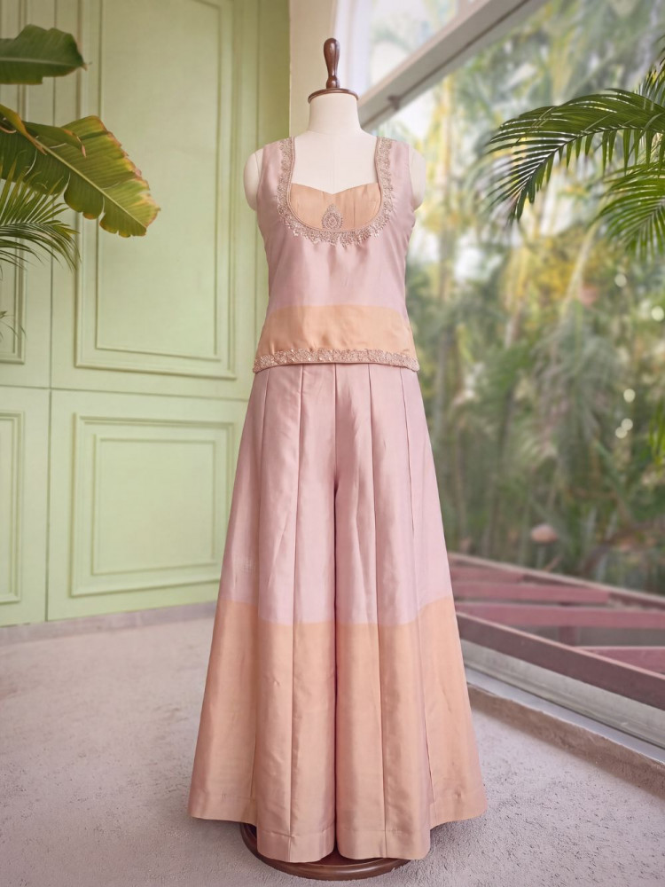 Image of Sculpted Grace Pink Slub Raw Silk Palazzo Set With Cutdana Zardozi Work