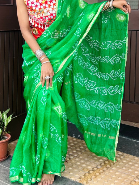 Ritvika Green Bandhani Work & Silver Zari Border Saree