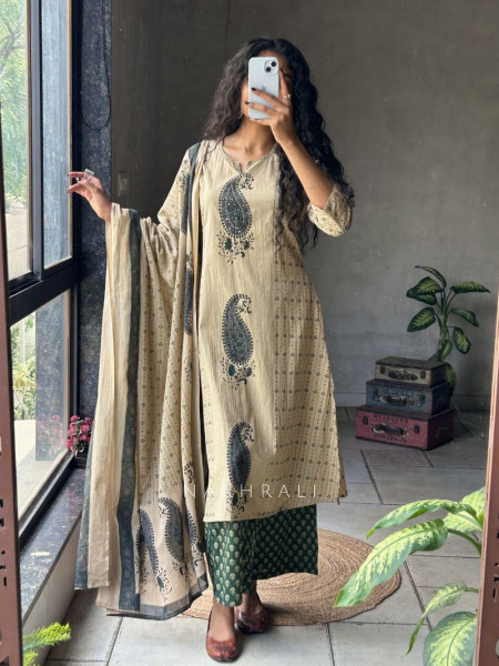Rangini Green Cotton Suit Set with Paisley Print