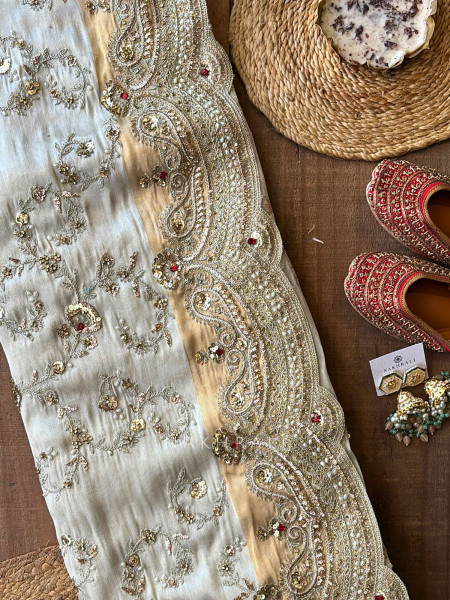 Vianka Cream Saree with Zardozi Work and Readymade Blouse