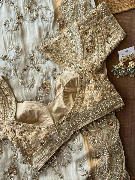 Vianka Cream Saree with Zardozi Work and Readymade Blouse