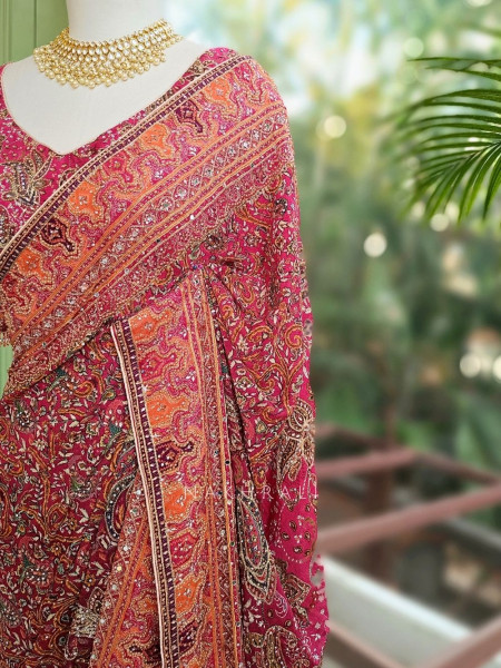 Kashmira Rani Printed Saree with Ornate Embroidery