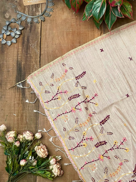Vadi Raw Silk Pink Saree with Leafy Block Print & Embroidery