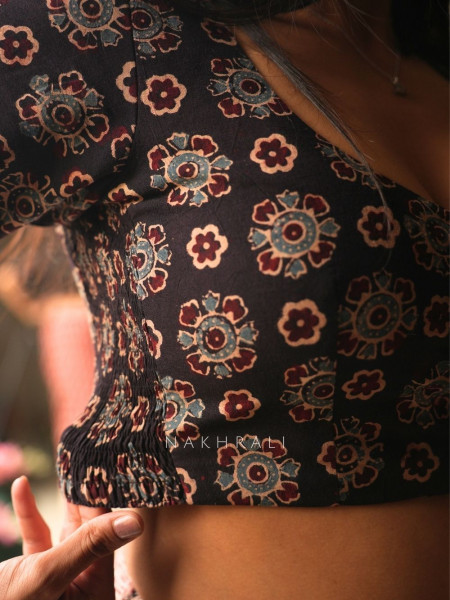 Moh Black Blouse Printed With Elasticated Fit