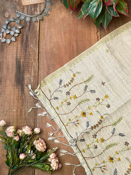 Vadi Raw Silk Green Saree with Leafy Block Print & Embroidery