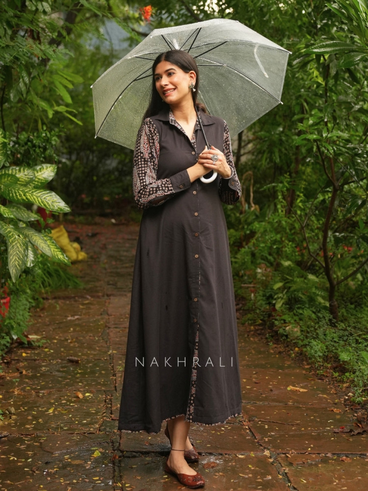 Image of Sahir Black Cotton Button-Down Dress