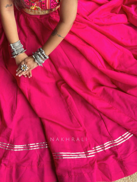 Ghumar Magenta Cotton Skirt with 36 Kali Gher & Tassel Tie