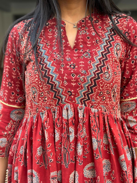 Noorjahan Red Cotton Printed Kurta Set