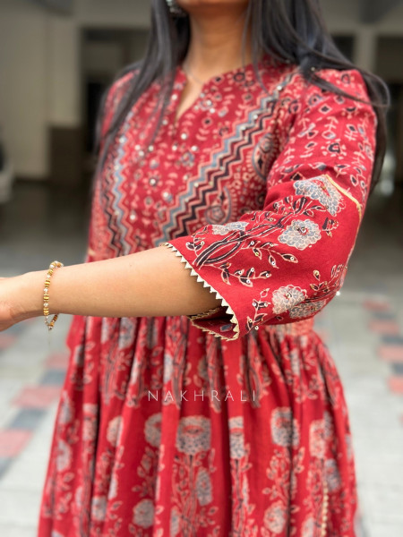 Noorjahan Red Cotton Printed Kurta Set