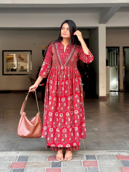 Noorjahan Red Cotton Printed Kurta Set
