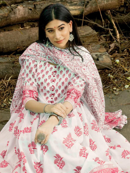 Celestial Breeze Pink Pant Kurta with Dupatta Set