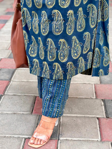 Noorjahan Blue Cotton Kurta Set –Printed Work