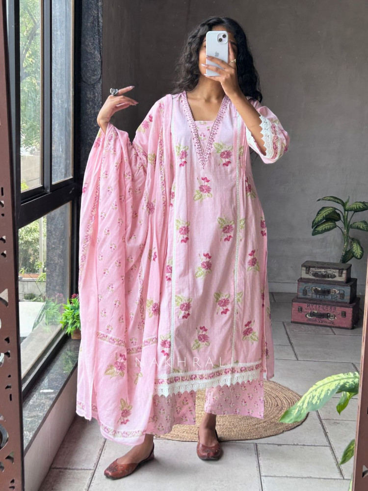 Image of Phoolika Pink Printed Suit Set with Lace Detail