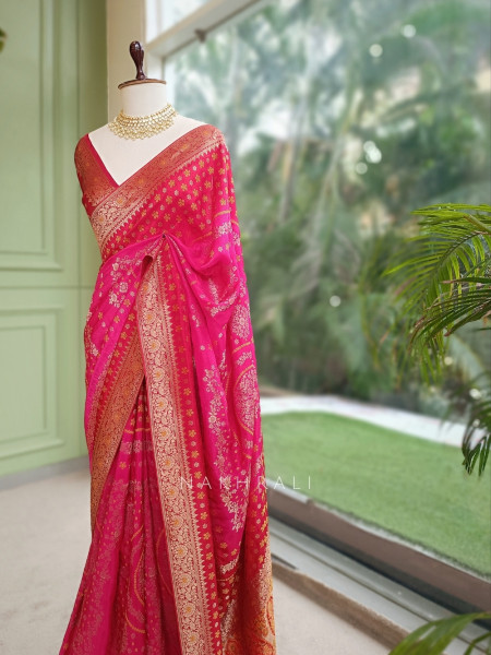 Gulnar Royalty Georgette & Banarasi Silk Saree