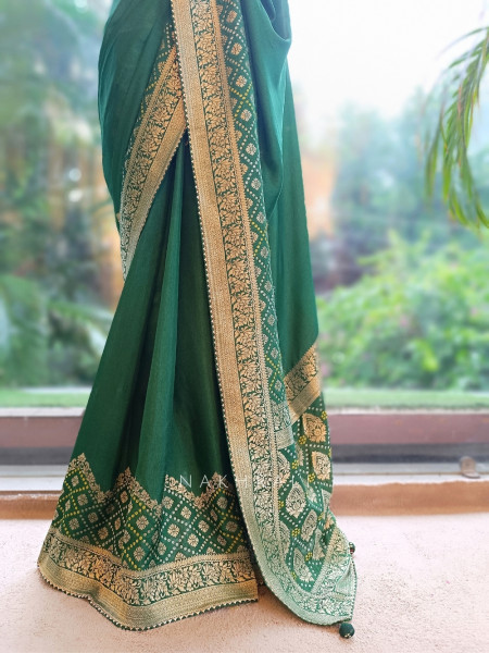 Marjaan-e-Zari Emerald Green Pure Georgette Saree