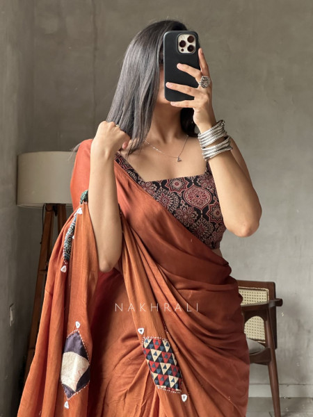 Kasha Brown Patchwork Zari Weave Saree with Running Blouse Piece